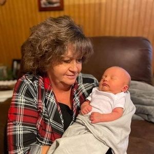 Meet your Posher, Debra